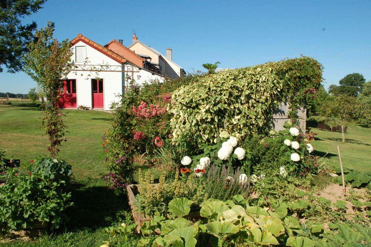 B&B La Maison Des Collines Autour Chambres D'Hotes La Chapelle  Eksteriør billede